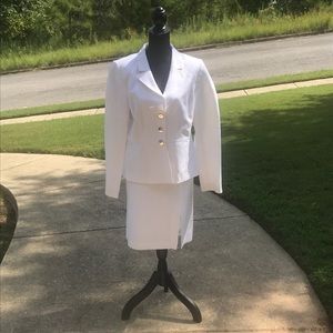 Calvin Klein 2 Piece Suit